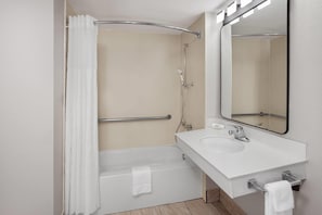 Accessible bathroom - Days Inn & Suites by Wyndham Arlington Heights (Arlington Heights)