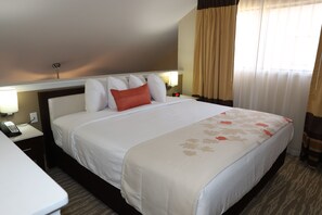 Suite, Multiple Beds, Non Smoking (Two-level)