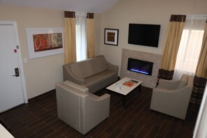 Suite, Multiple Beds, Non Smoking (Two-level) | Desk, laptop workspace, blackout drapes, iron/ironing board - Hawthorn Suites by Wyndham Detroit Southfield (Southfield)