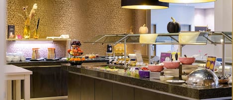 Daily buffet breakfast (EUR 24 per person)