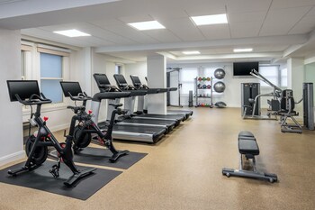 Fitness center at Hotel Adagio, Autograph Collection