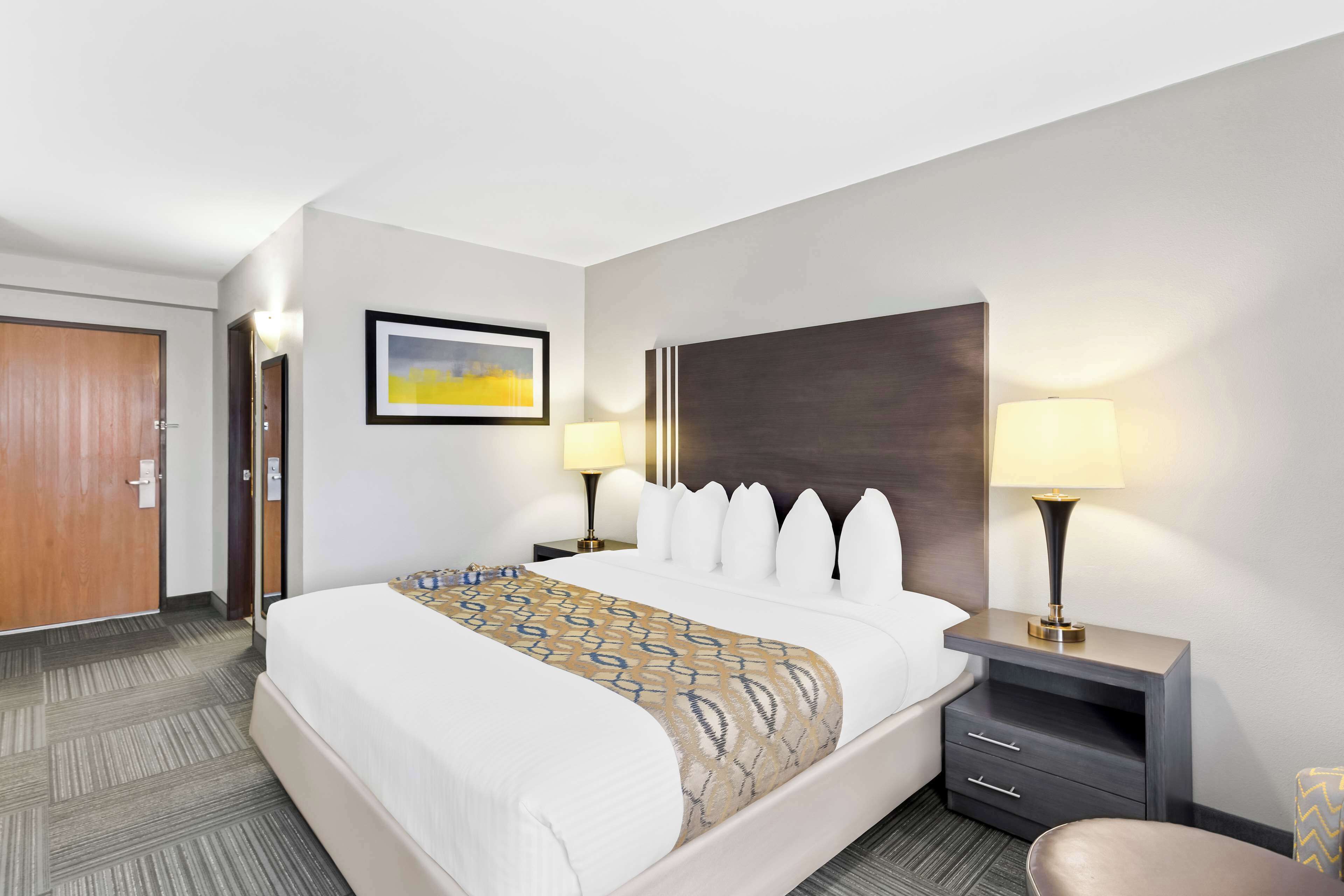 Photo - Best Western Naperville Inn