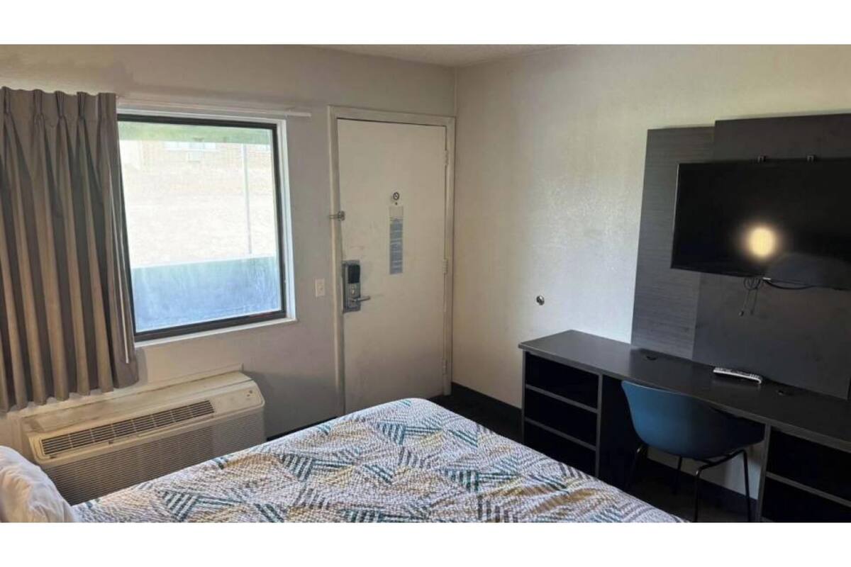 Kamar Standar, 1 Tempat Tidur Queen, Bebas Asap Rokok | Wi-Fi gratis dan seprai linen