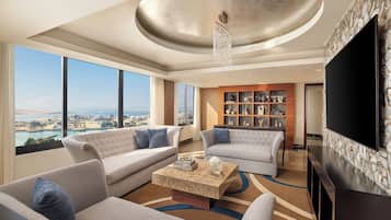 Royal Suite, 1 Single Bed, Smoking (Royal)