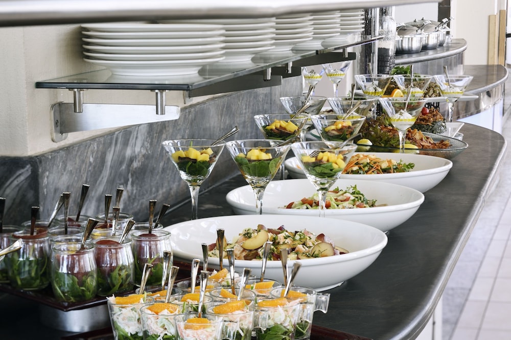 InterContinental Abu Dhabi, an IHG Hotel by null