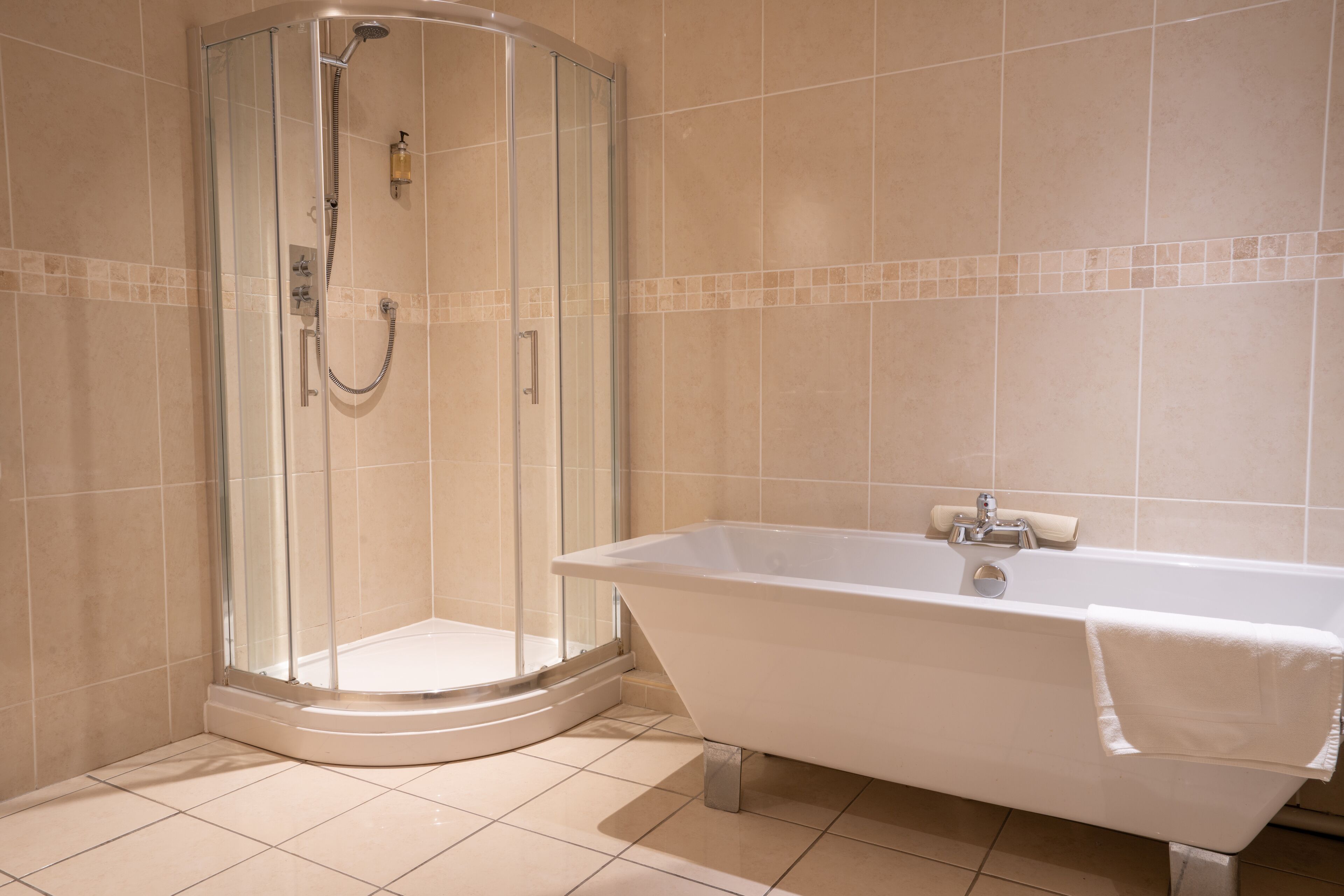 standard single room (for single occupancy) | individually decorated, individually furnished, desk, iron/ironing board