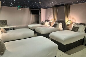 Suite | Individually decorated, individually furnished, desk, iron/ironing board - Waterton Park Hotel (Wakefield)