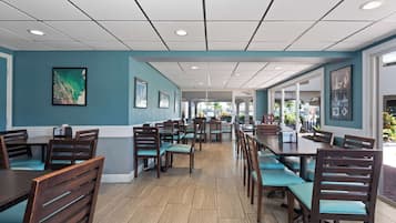 Frokost på farten er inkludert hver dag