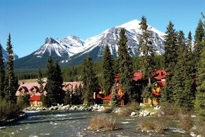 Aerial view - Post Hotel and Spa (Lake Louise)