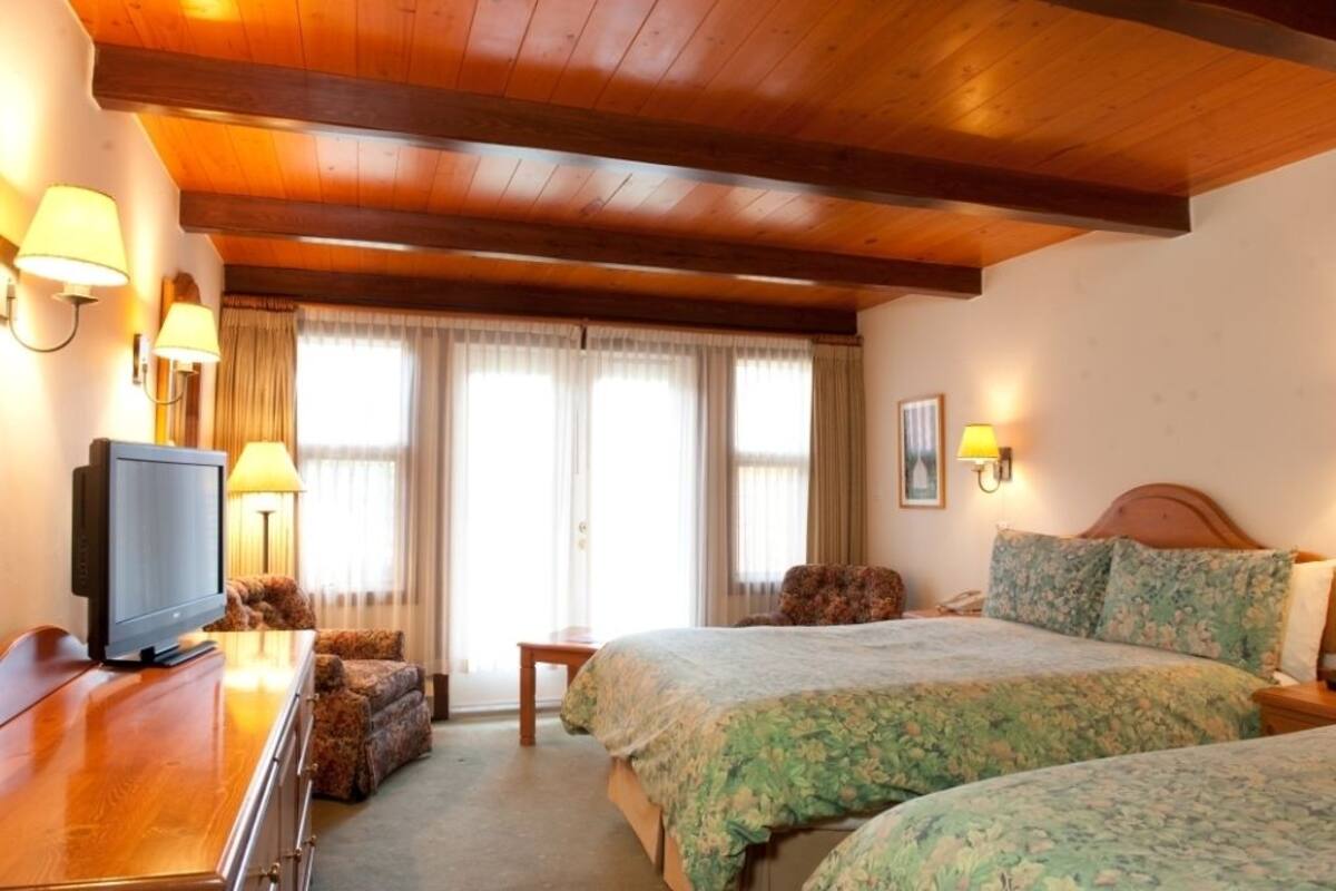 Double Room, 2 Double Beds (on discounted side of hotel) | High-speed internet, alarm clocks