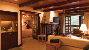 Suite, 1 King Bed | High-speed internet, alarm clocks - Post Hotel and Spa (Lake Louise)