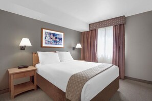 Desk, iron/ironing board, free WiFi, bed sheets