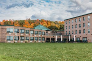 Exterior - Best Western Inn On The Bay (Owen Sound)