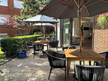 Terrace/patio. The Great Barr Hotel