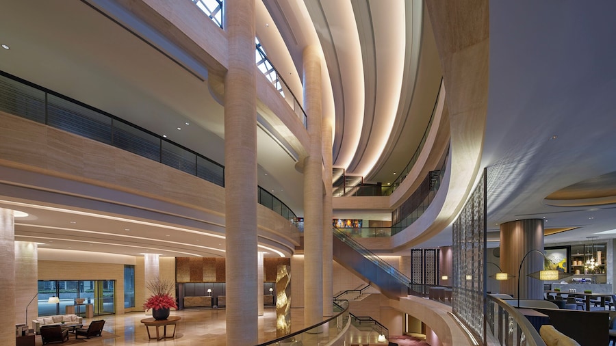 New World Millennium Hong Kong Hotel