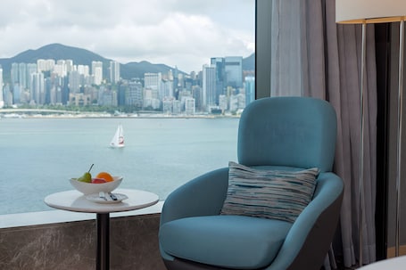 Elite Deluxe Harbour View Suite | Beach/ocean view