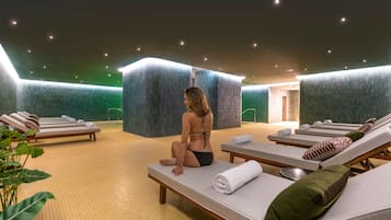 Couples treatment rooms, sauna, hot tub, steam room, Turkish bath