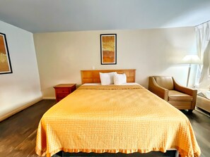 Standard Room, 1 Queen Bed | Free WiFi, bed sheets, alarm clocks - GLH Hotel (Tucson)