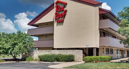 Red Roof Inn St Louis - Westport/ Maryland Heights