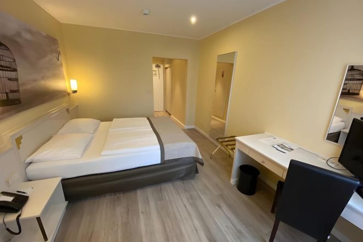 Desk, soundproofing, iron/ironing board (on request), free WiFi