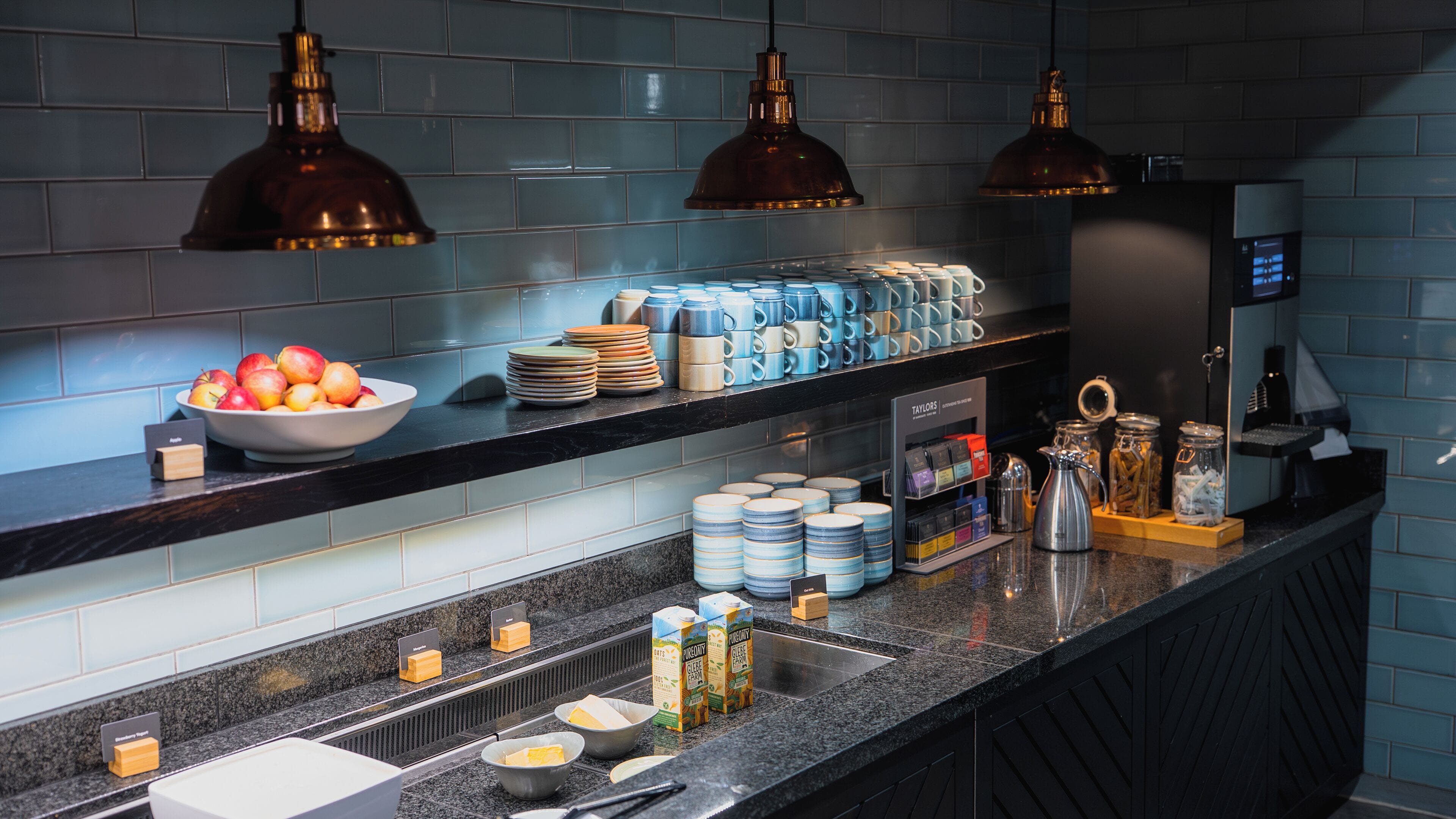 Foto - a&o London Docklands Riverside