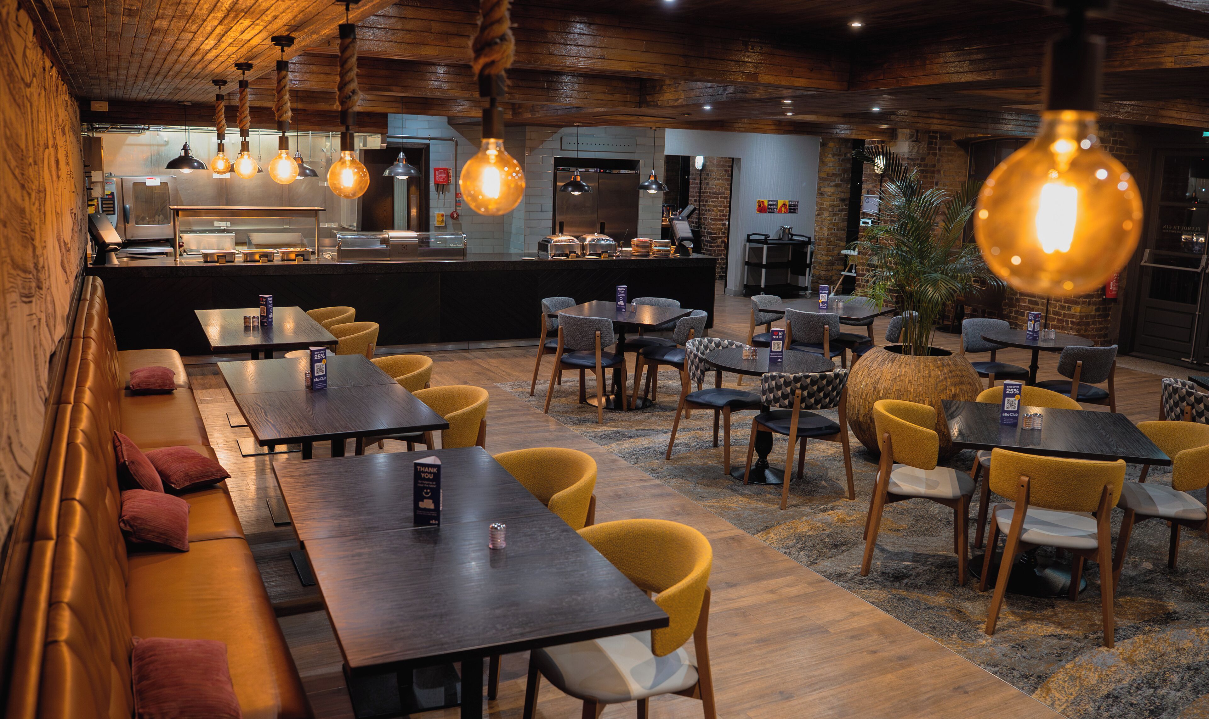 Foto - a&o London Docklands Riverside