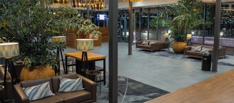 a&o London Docklands Riverside