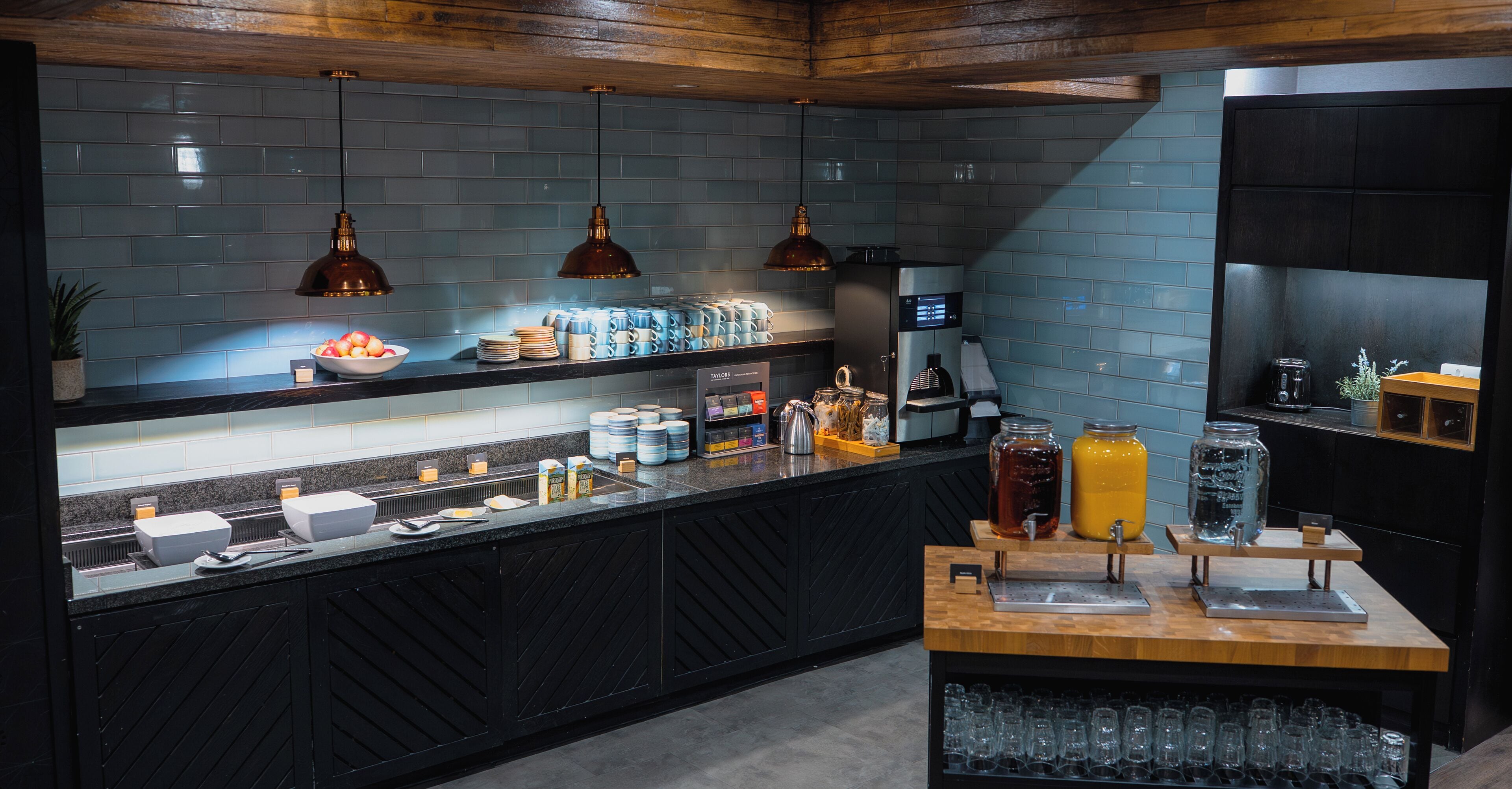 Foto - a&o London Docklands Riverside