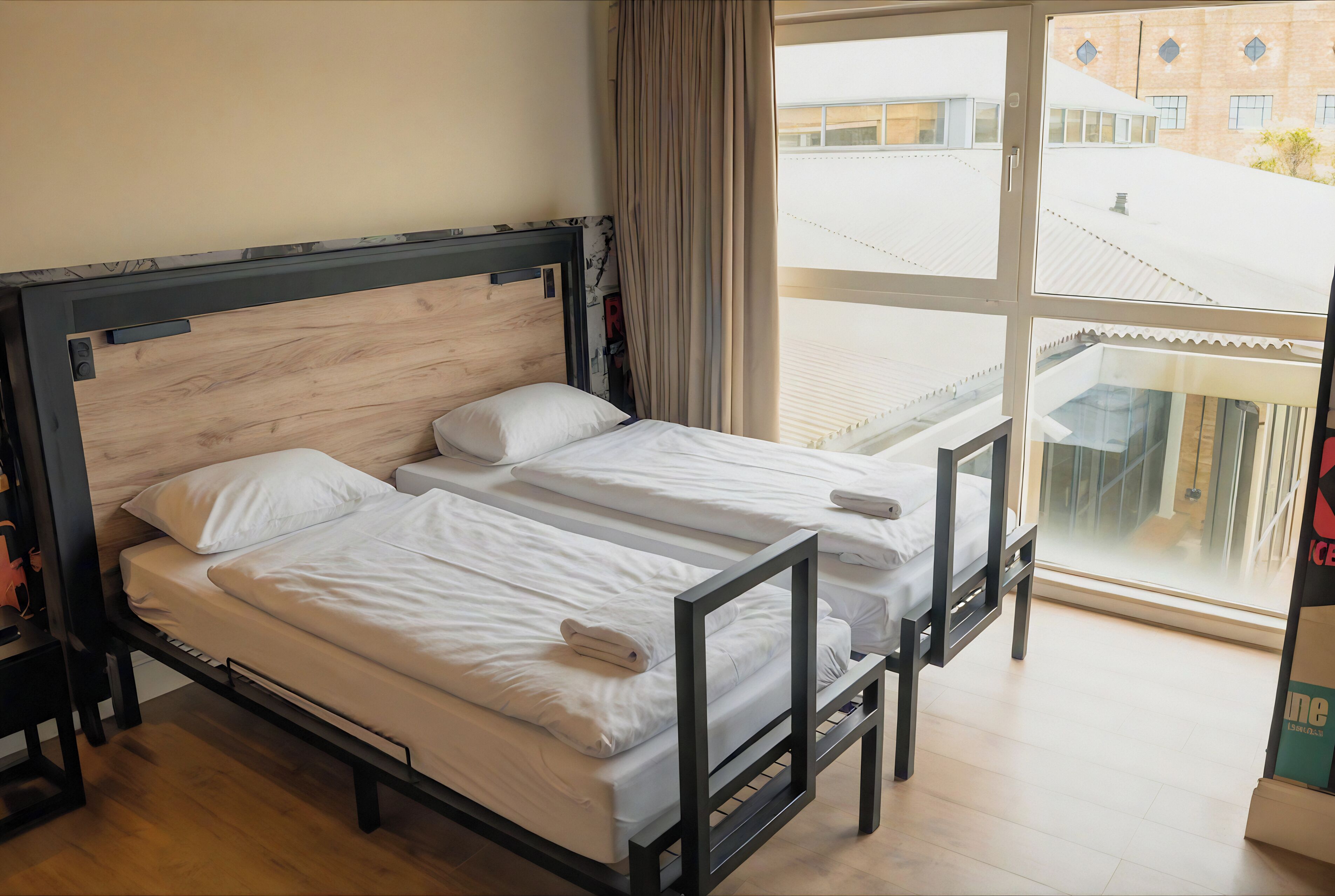 Free WiFi, bed sheets