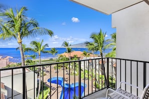 Suite, 1 chambre | Vue depuis le balcon