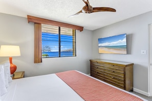 Suite, 2 slaapkamers | Een strijkplank/strijkijzer, gratis wifi, beddengoed