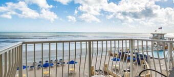 Casa Del Mar Beach Resort