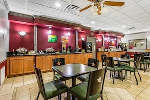 Free daily buffet breakfast