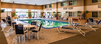 Rock Island Inn & Suites Marshalltown