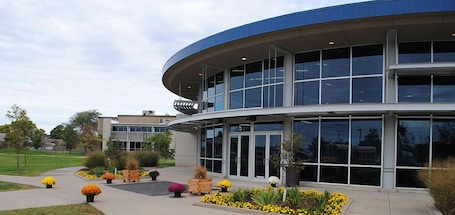 Point of interest. Rock Island Inn & Suites Marshalltown