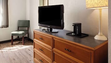 Hochwertige Bettwaren, Pillowtop-Betten, Schreibtisch