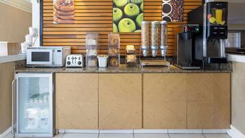 Petit déjeuner continental compris tous les jours