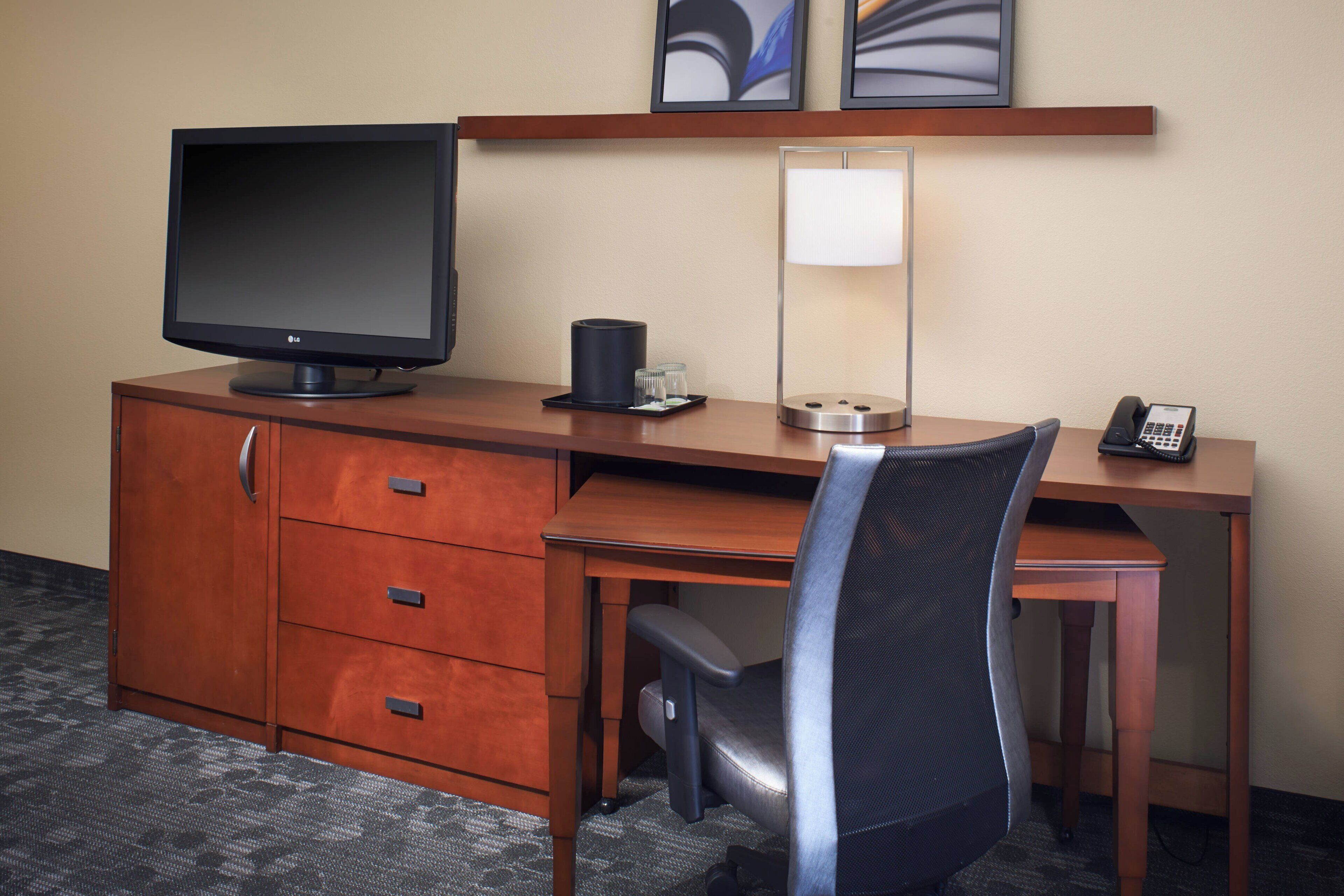 Foto - Courtyard by Marriott Rockford
