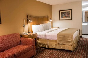 書桌、遮光布/窗簾、熨斗/熨衣板、免費搖籃/嬰兒床