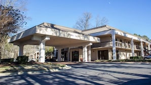 Exterior - Quality Inn Chapel Hill - University Area (Chapel Hill)