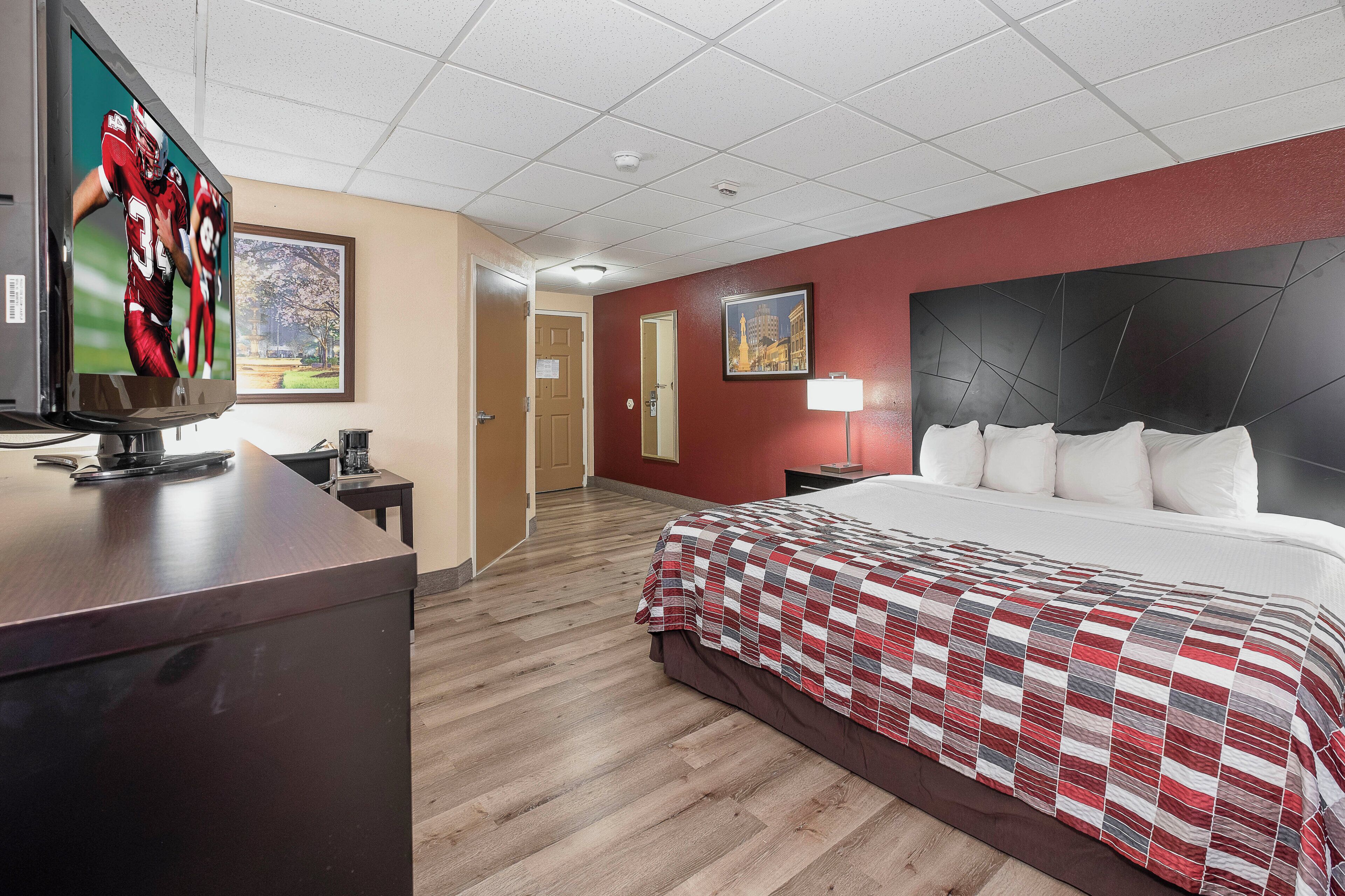 Superior Room, 1 King Bed, Accessible, Non Smoking