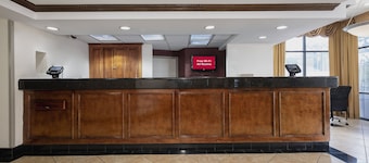 Red Roof Inn & Suites Macon