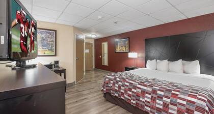 Red Roof Inn & Suites Macon