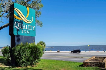 Exterior at Quality Inn Biloxi Beach