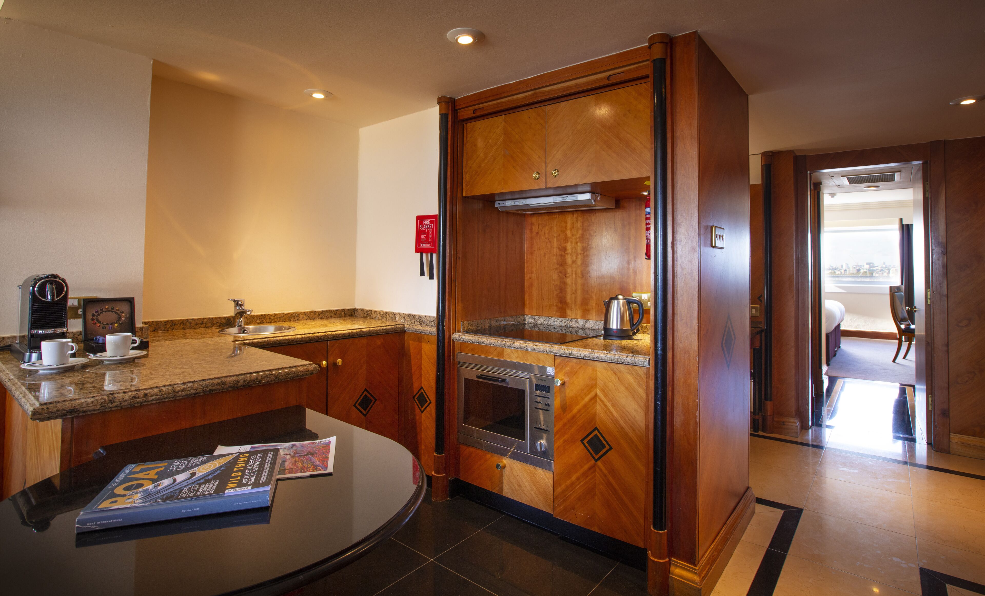 suite, 1 double bed | private kitchenette