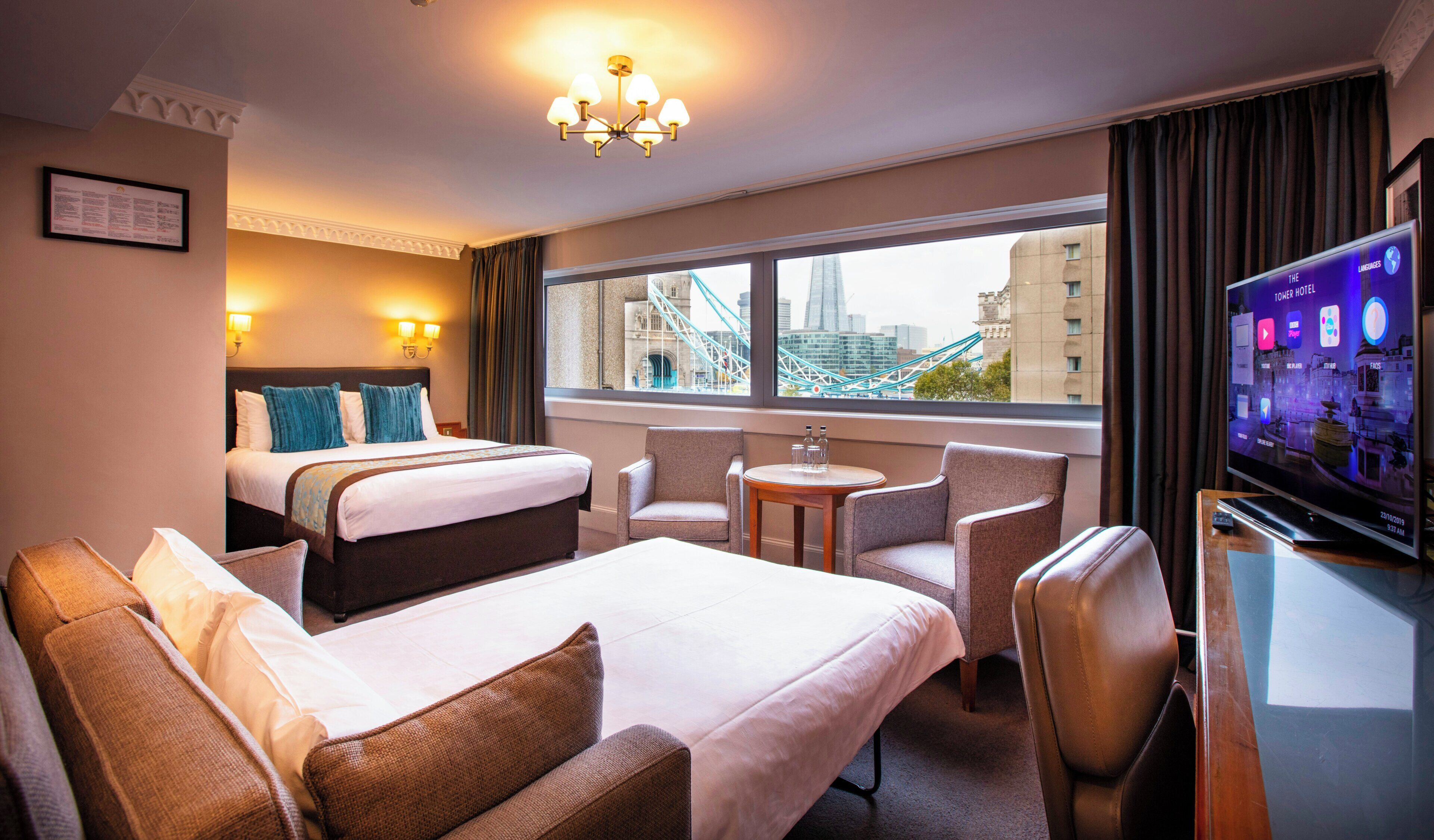 Family Room | Room amenity