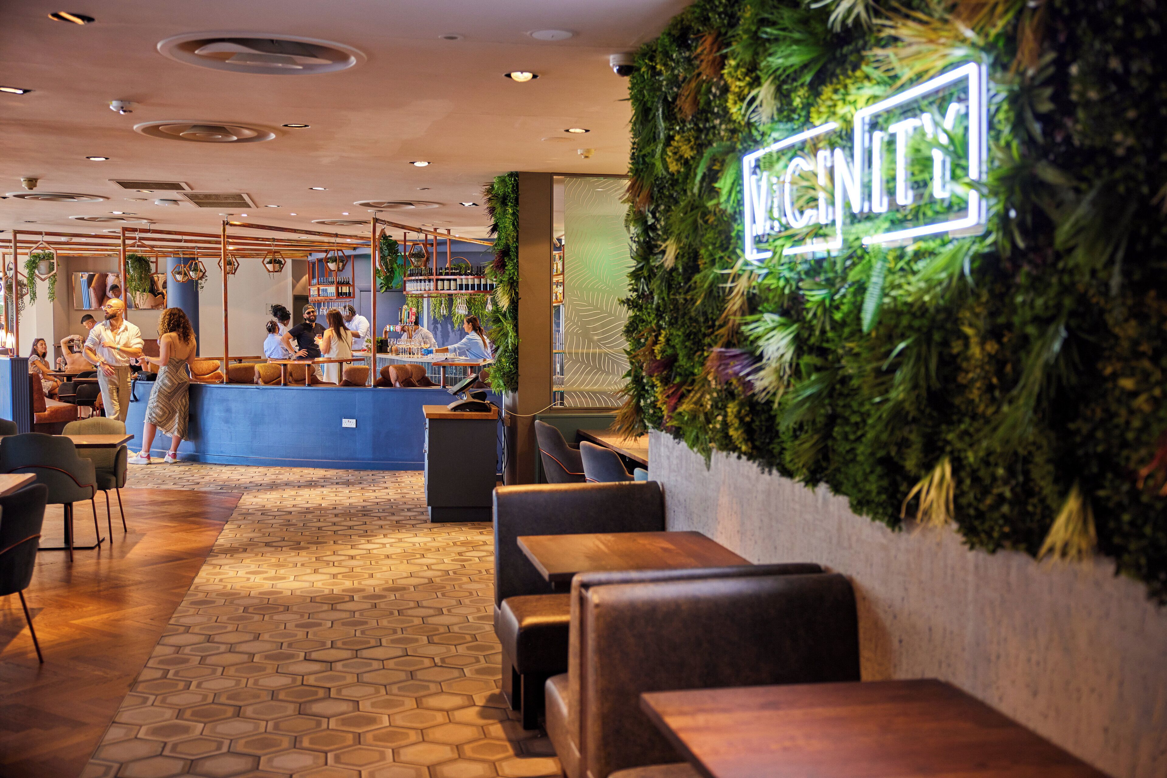 1 bedroom, premium bedding, in-room safe, desk