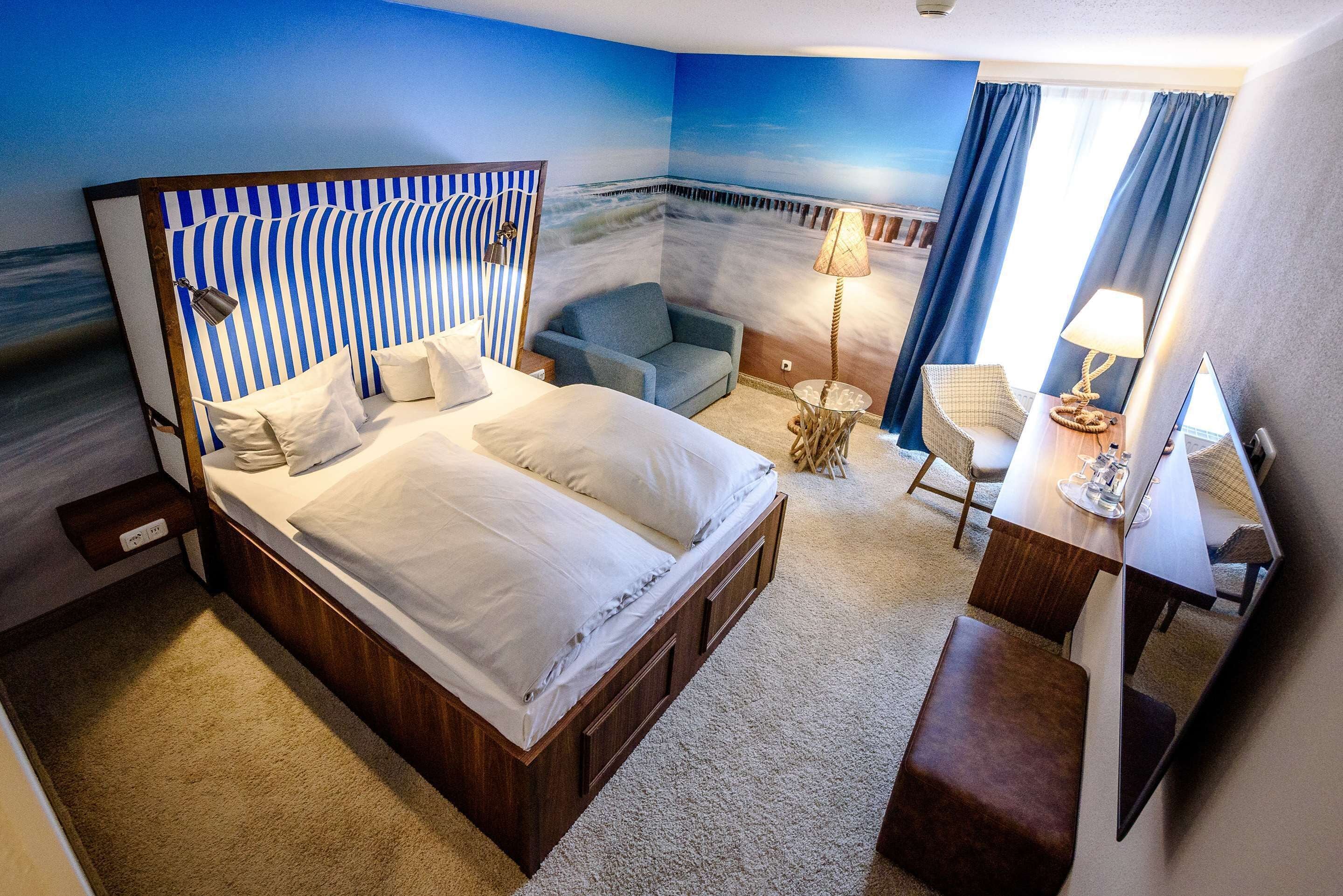 Habitación Confort | Caja de seguridad en la habitación, escritorio y cortinas blackout 