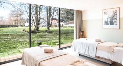 Demeures de campagne Parc du Coudray – Mercure