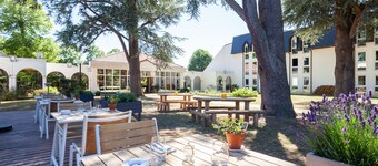 Demeures de campagne Parc du Coudray – Mercure